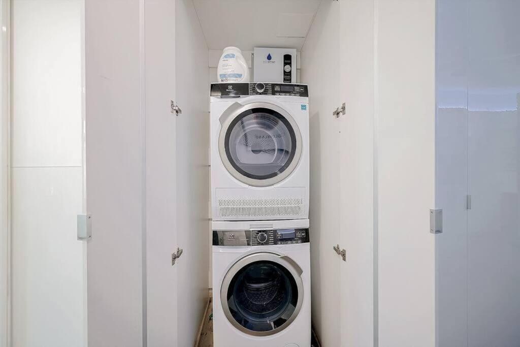 קליבלנד Kcm Tremont Oaks Apartments 1 מראה חיצוני תמונה
